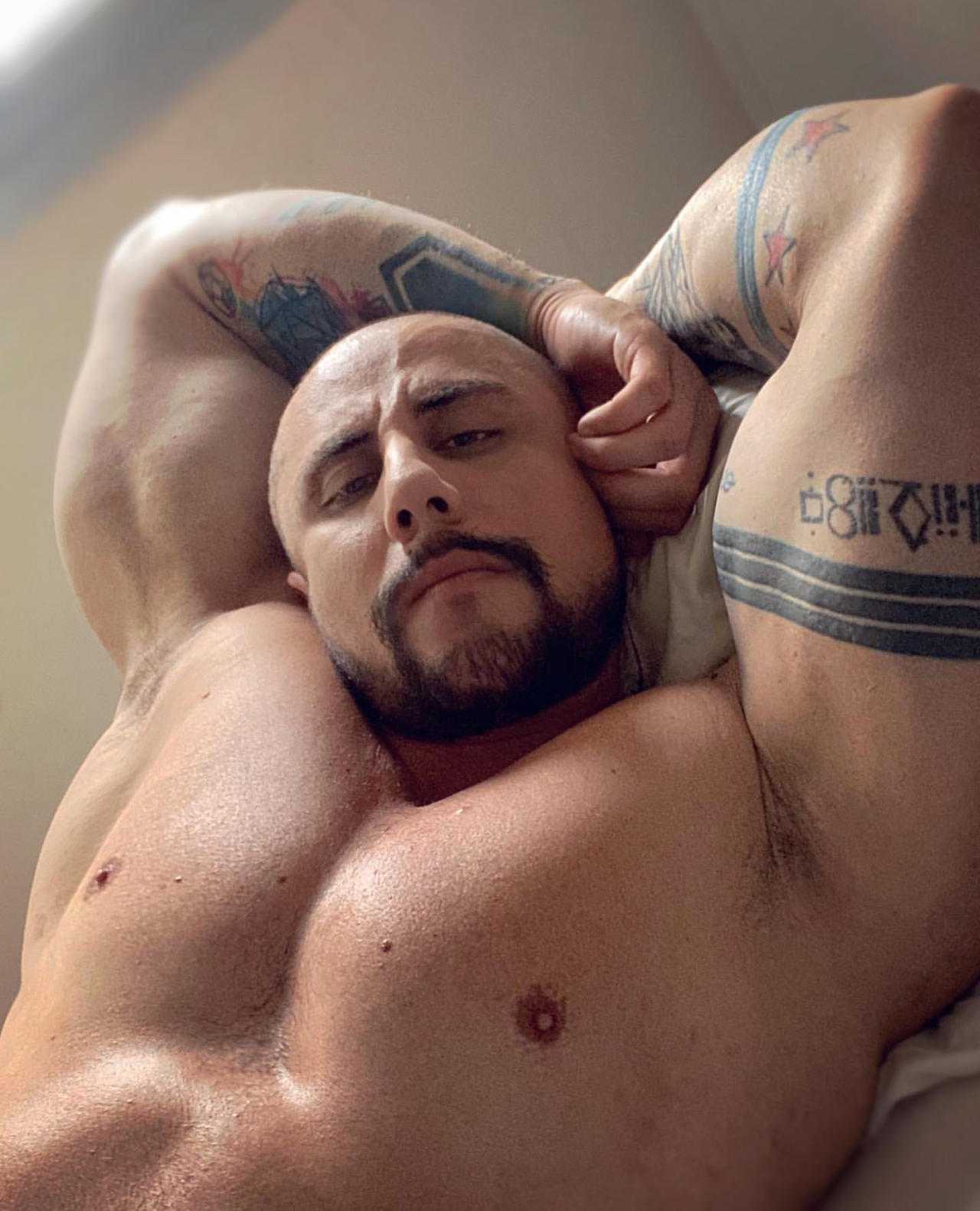 kt1700:I AM STUD&hellip;