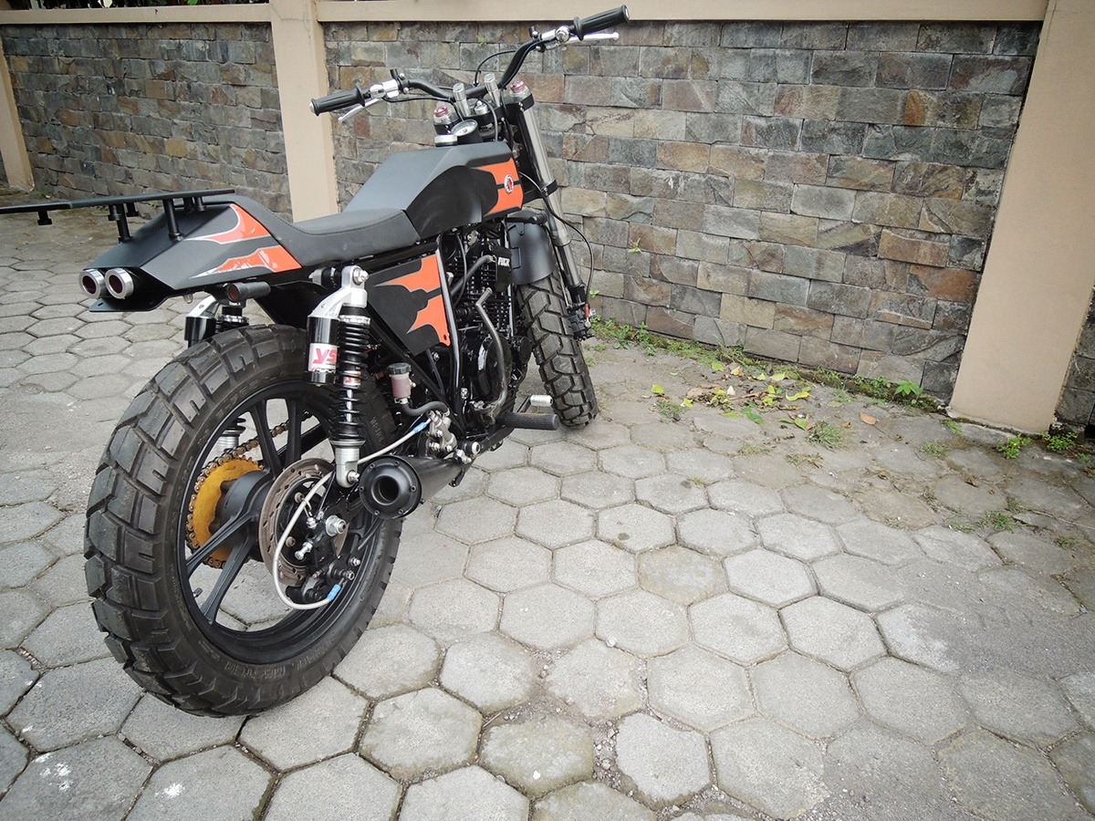 caferacerdesign:  Cafe Racer Design SourceDarizt 33 Scorpio @caferacerdesign