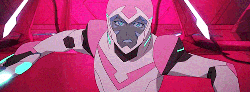 shizumar:Allura casually dragging Zethrid who’s twice her size.