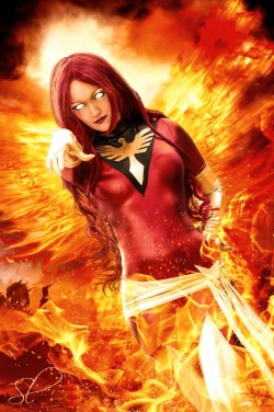 laylacosplay:  My Dark Phoenix Cosplay edited by Sebastian Lanzara, a very talented graphic designer! Enjoy his works —-&gt; https://www.facebook.com/pages/Sebastian-Lanzara/247640685386294  Photo: Fabio Hazard Edit: Sebastian Lanzara Follow me: http://fa