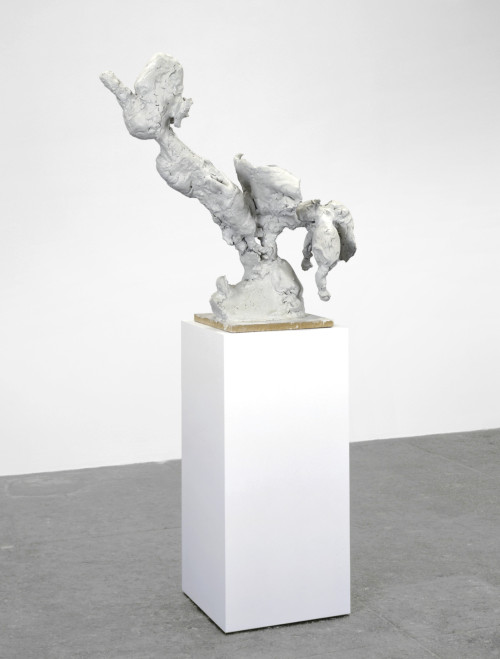 bhige:Rebecca WarrenClark, 2005Reinforced clay on painted MDF pedestal