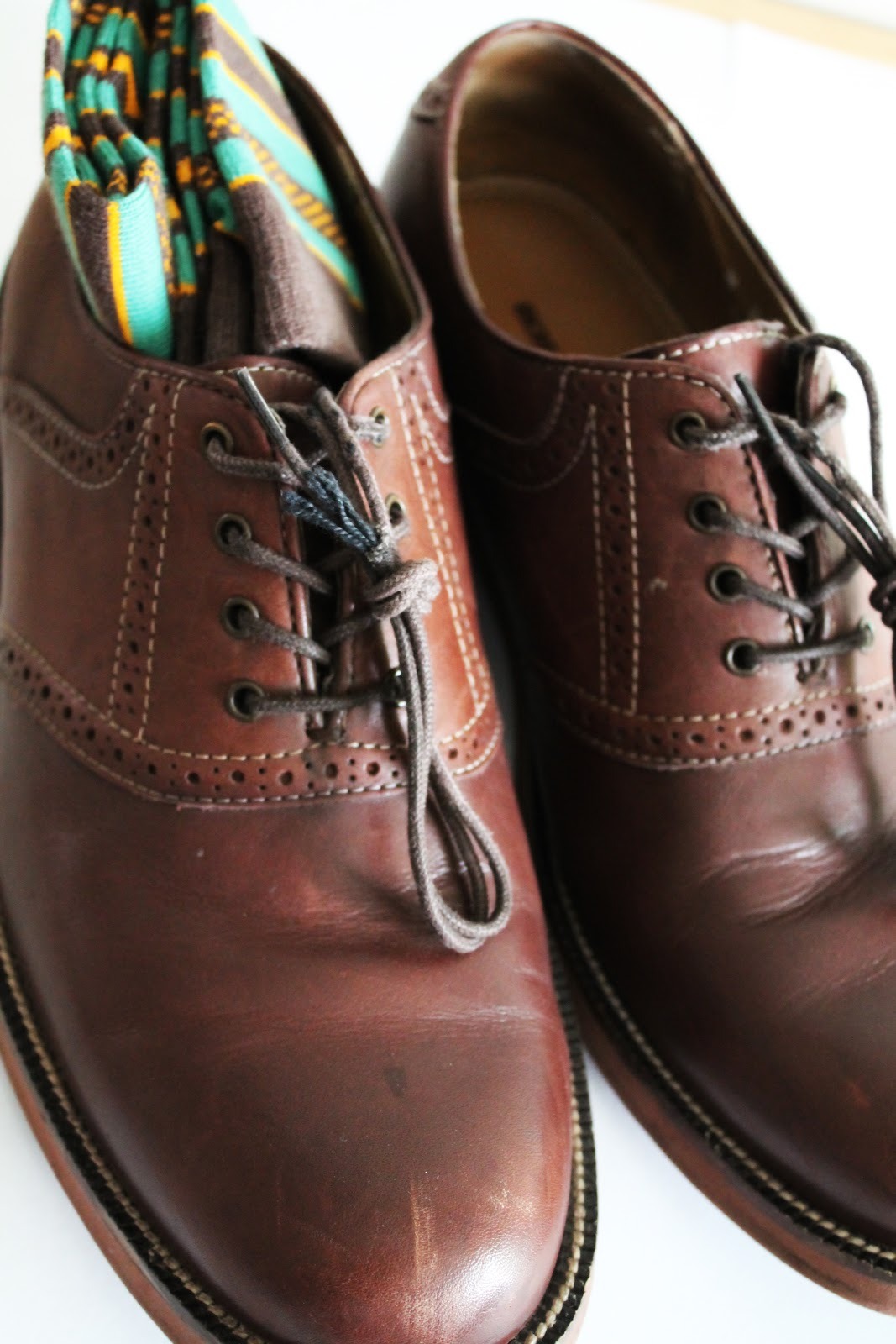 modernmendaily:  Learn the difference between Derby and Oxfords http://www.modernmendaily.net/2012/12/nice-oxfords.html