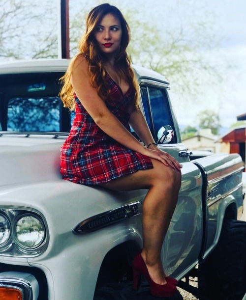 #mygirl #chevroletapache #cameo #monstertruck #photoshoot #forsalehttps://www.instagram.com/p/BrJO