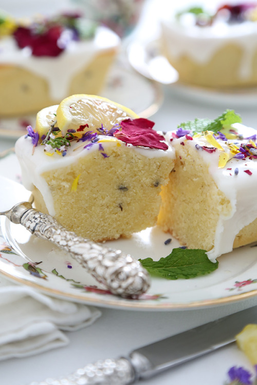 sweetoothgirl:    Garden Party Pound Cake (Lemon-Lavender Pound Cake)  