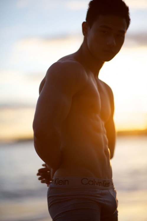 aznboizaresex:  aznboizaresex (via sexy boy 09 - gbboysonyone) click here and press space bar for more aznboizaresex