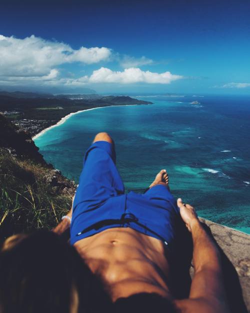 pichx:  By  jay alvarrez  