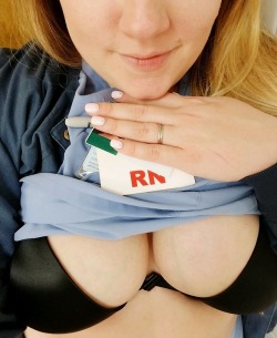 get-wild-at-work-for-me-baby:  Start of my (F)riday night in the ED // All photo credit and gratitude goes to hereMore on the Get Wild At Work Blog