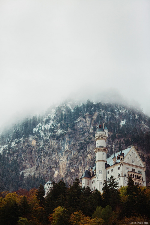 travelthisworld:  Neuschwanstein Castle Bavaria, Germany | by Oleh Slobodenluk 