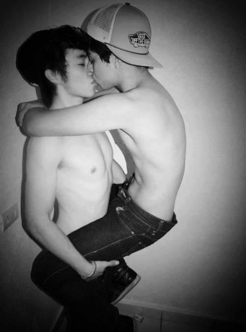 luisgoloso:  Un noviesito asi de guapo quiero quien dice yo