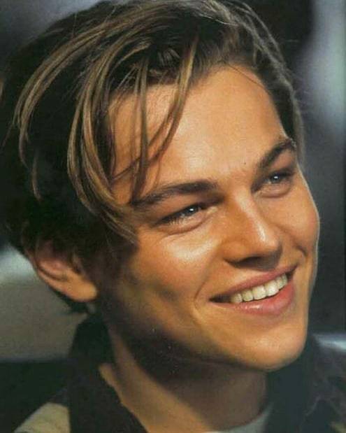 Leonardo DiCaprio in Titanic (1997) Dir. James...