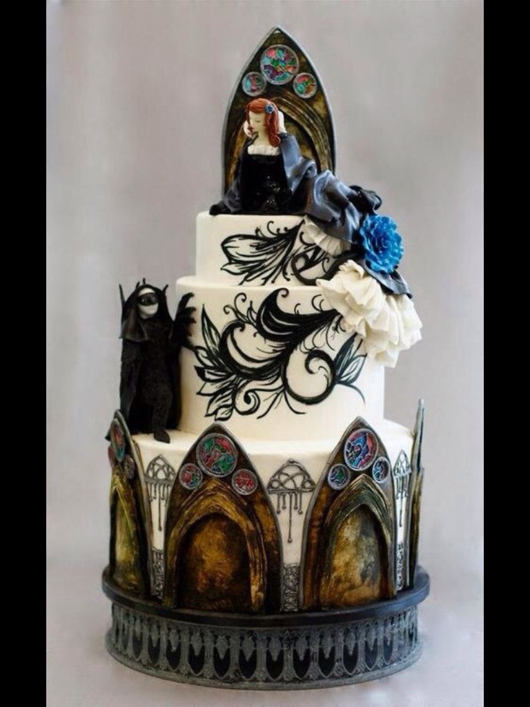 sacre-phantasm:  Goth wedding cakes