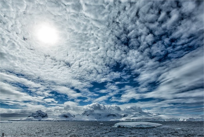 asylum-art:  Amasing Photos Capture the Beauty of Antarcticaâ€™s Icebergs by