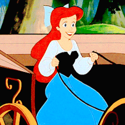 feraliqatr:  Five Disney Films ChallengeFavorite OutfitAriel’s Kingdom Tour Outfit (The Little Mermaid - 1989)