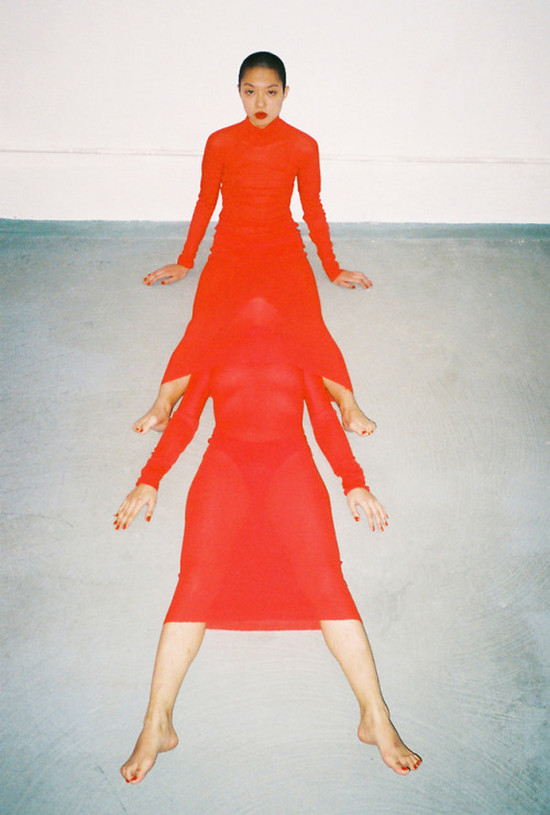 Sex hatchetandtom:  Ren Hang - http://renhang.org pictures