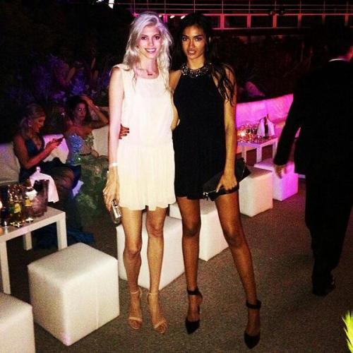 Oops, ended up in Cannes on my way to Sweden.  Reunited with my VSbestie @devwindsor  #detour #o