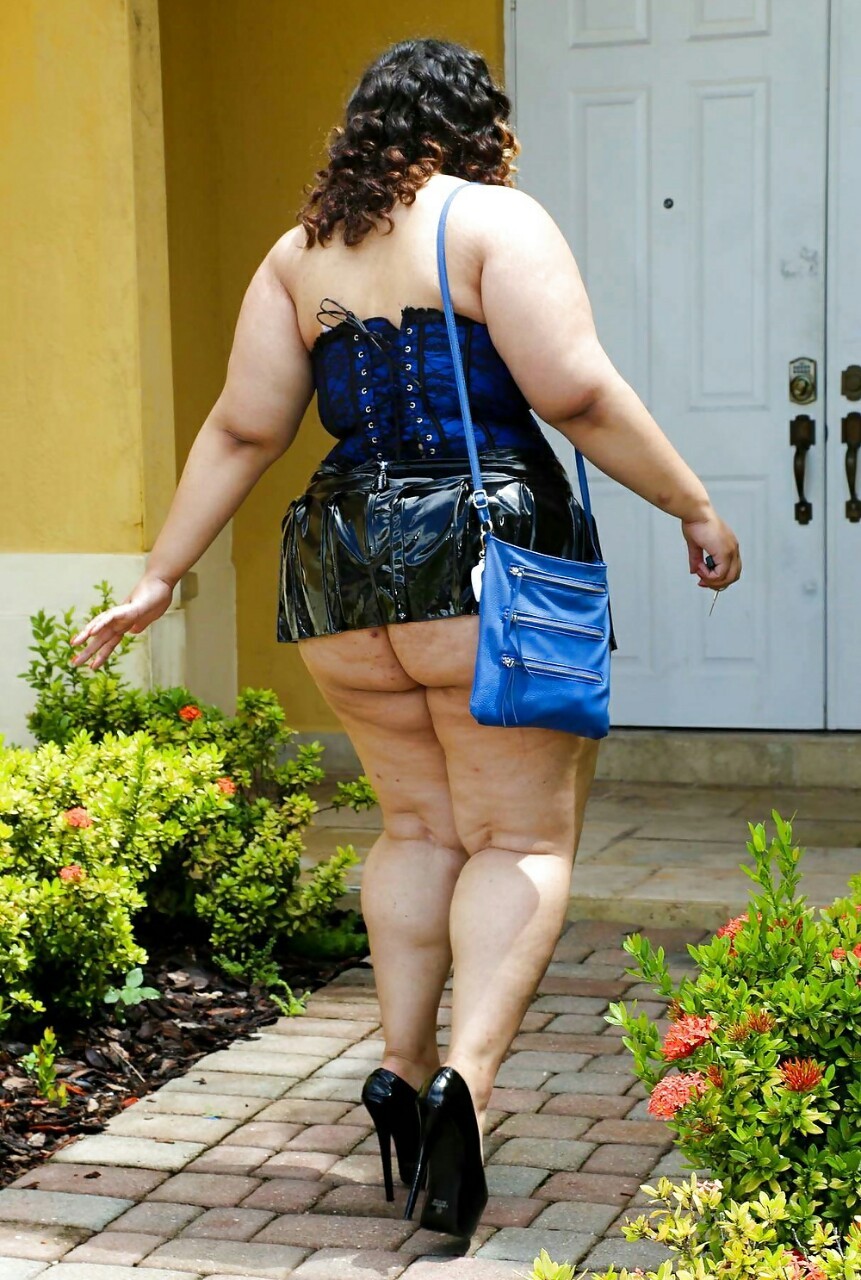 bbwlovalova:  Chevy Cobain 