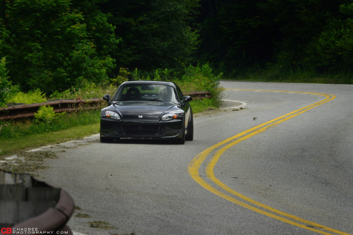 XXX chadbee:  My friend Kevin brought his S2000 photo