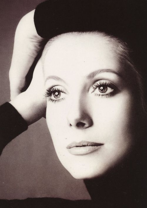 superseventies: Catherine Deneuve for Chanel No. 5, 1972. Richard Avedon.