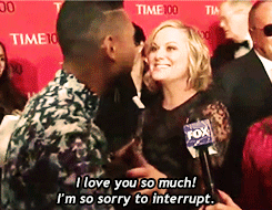  Amy Poehler fangirling over Miguel! (x) 