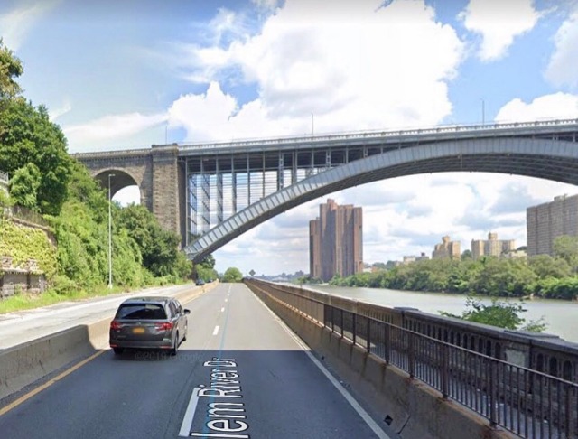 Posted @withregram • @old.newyorkcity 1901 - Washington Bridge and Harlem River Speedway, in Washington Heights.  The bridge was built in 1888. The Harlem River Speedway was built in 1894 as a horse racing track for NYC’s elite. It allowed spectators