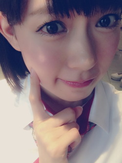 girls48: [G+] Watanabe Miyuki 2013.10.20 13:20 2番レーンで、愛梨と待ってまーす♡ I’m waiting in the second lane with Airi ♡愛梨絶対楽しい( ^ω^ )♡ .Airi is definitely fun ( ^ω^ )♡今日は雨の中約9千人の方がきてくれてるみたい(´･_･`)♡