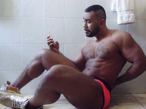 deejpluto:  I want him fuck!!!