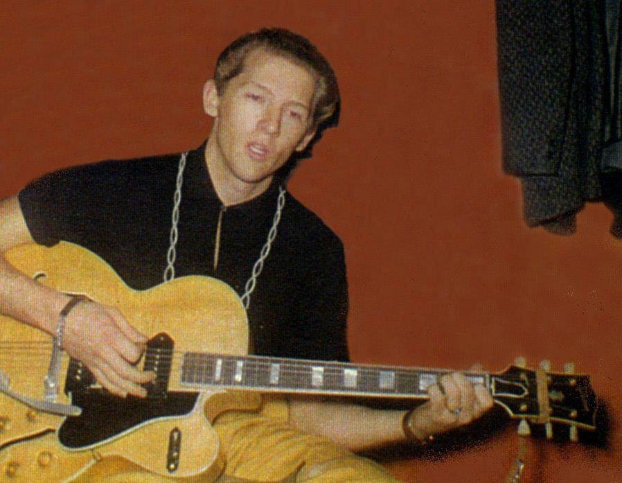 rocketbilly:  Rare moment to see “the killer&quot;Jerry Lee Lewis pick up the