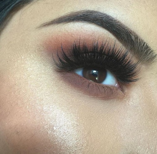expensivetastexox:  X   she has visible brown hairs on her face and I have always been self conscious about the hair that i have on my face, but seeing this picture made me feel so much better about myself :)