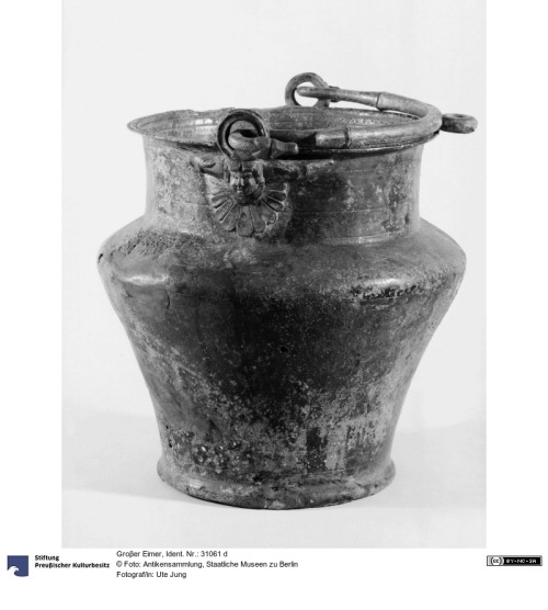 Roman bronze bucket - discovered from an ancient tomb in Poland* 1st century CE* Gryfice (near balti