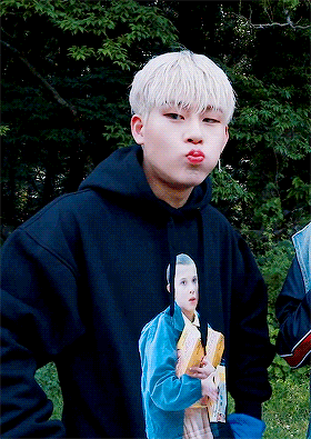 ch4nhvn:Countdown to Jooheon’s birthday: D-22↳ ABC’s of Jooheon: E is for Eating Food