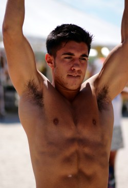 hairypitparadise:  Oh fuck me!!!!!!!!!!!!!!!!  This guy is too fucking sexy!!!!