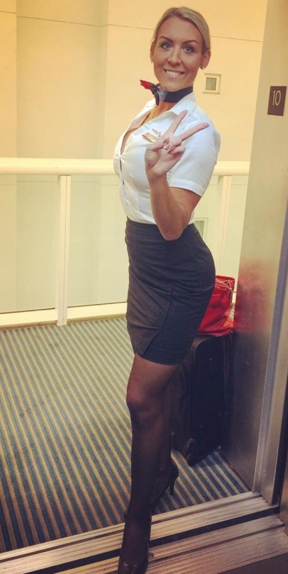 winged-perfection:  Jessica from American Airlines- Testing how far that uniform can stretch 