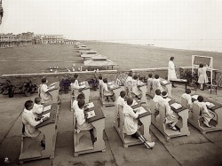 Lido di Venezia, Ospedale al mare, lezione