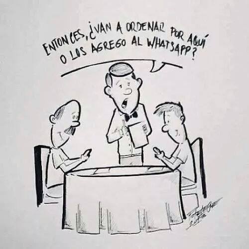 comicsdehumor:  Mejor los agrego al Whatsapp… 