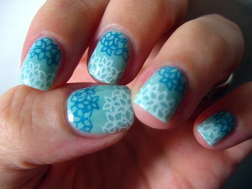 I always appreciate a woman who takes care of her nails. Its never a bad thing to see a woman with a