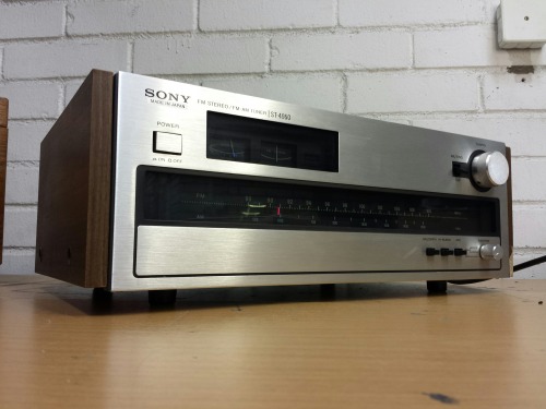 Sony ST-4950 FM Stereo / FM-AM Tuner, 1975