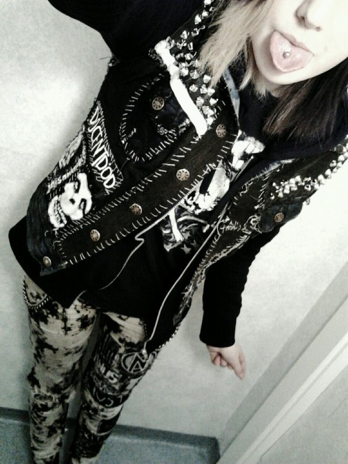 rape-the-devil:  Im a sexy mutherfakka 