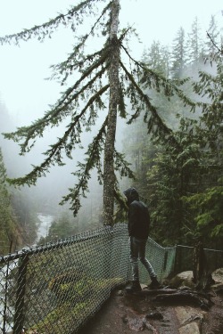 youngadventure:  youlooklikeart: Rainy days