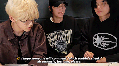 (221107) Cheek Pinching Wars 🤏