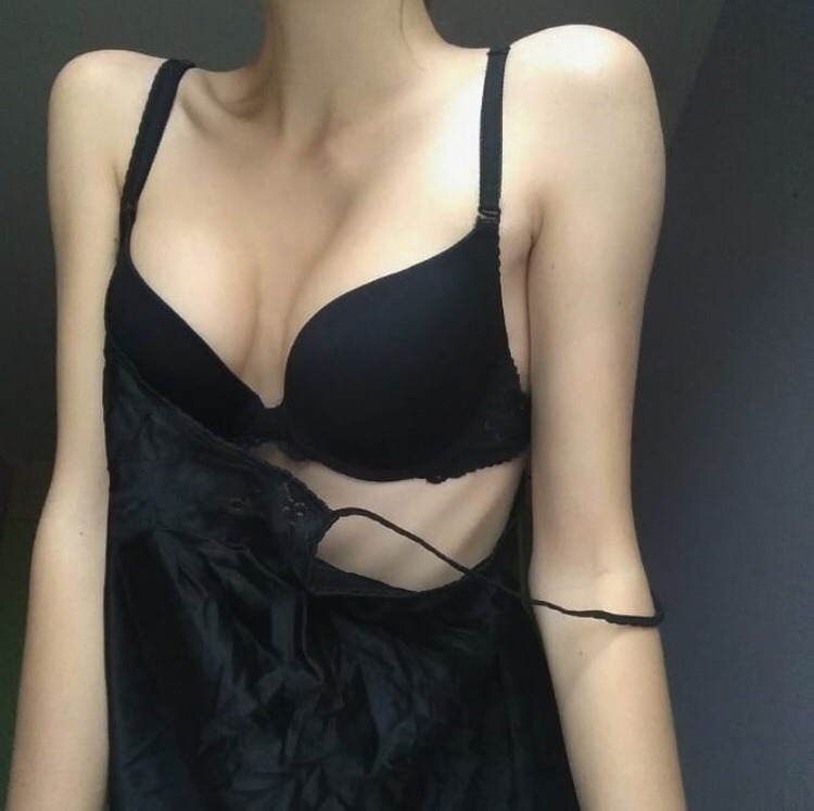 BEAUTY ISN'T EVERYTHING, IT'S THE ONLY THING.
