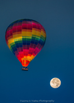 visionsandvistas: Full Moon in Goreme 