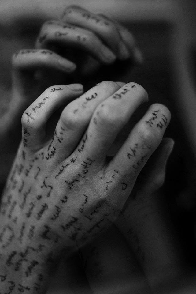 mau-indy:il-vaso-di-pandora-blog:Tu eri già poesia,senza bisogno che io ne scrivessi