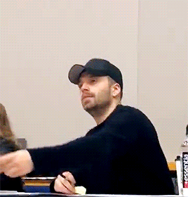 tumblr_p7ag6dV8Qk1ql5yijo1_400.gifv