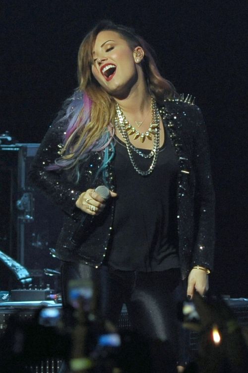 Demi in São Paulo, Brazil (04/22/14) more here