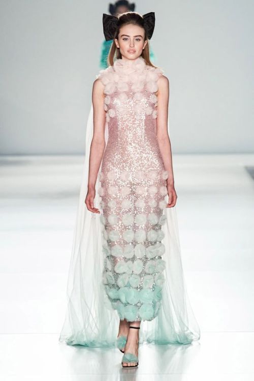  Ralph & Russo Spring Couture/20 So beautiful!