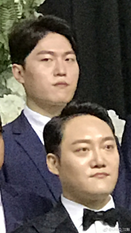 UNIQ_汶翰: @YHmusic-李祥圭 李哥新婚快乐，幸福美满，子孙满堂，百年好合，万事如意，还有一圭先生放轻松点Brother Li, Happy Wedding, be happy, have