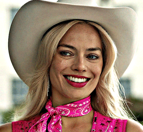 MARGOT ROBBIE As BARBIE Barbie | Dir. Greta Gerwig