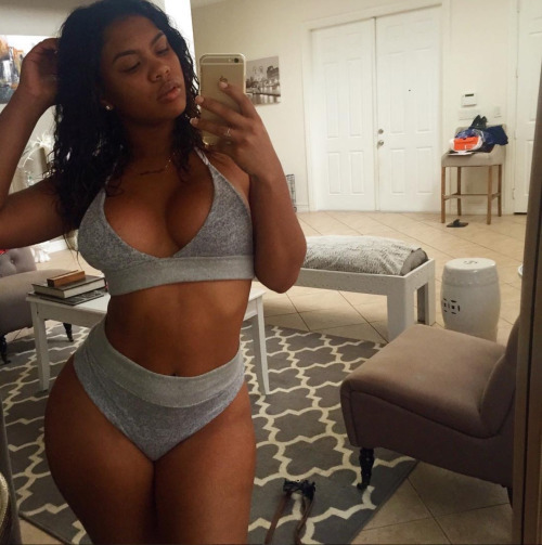 redoak14:  redoak14:Taylor Hing aka Chinese Kitty Thick Thursday (Exotic Flavors)