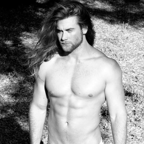 chriscruzism:  Our #mondaymotivation is dedicated to the model, actor and private personal trainer who lives in Los Angeles with long blonde golden hair Brock O’Hurn many people who still IG (142K and counting) and FB where their followers