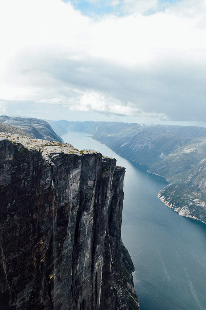 jannisrolfs:  Kjerag, Norway